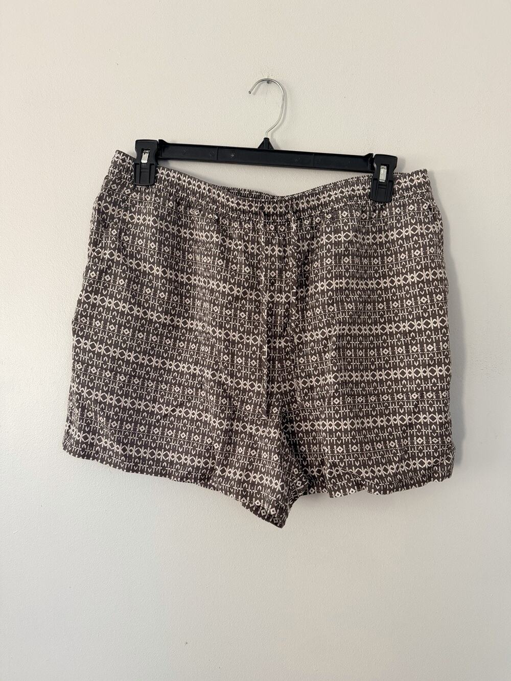 Garnet Hill Womens Size 16 Easy Tencel Shorts Taupe Geometric Boho